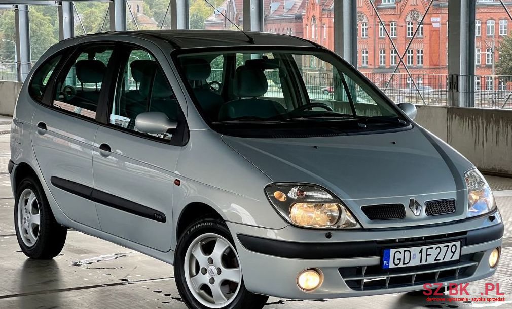 2003' Renault Scenic photo #2