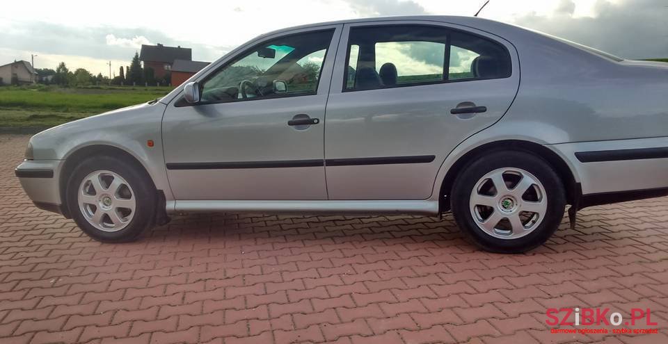 2000' Skoda Octavia photo #2
