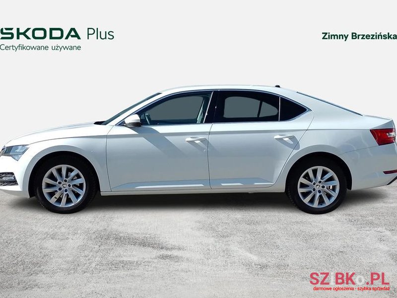 2023' Skoda Superb photo #2