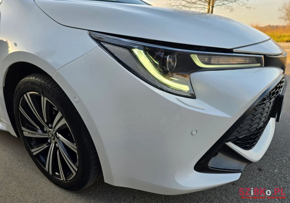 2021' Toyota Corolla 2.0 Hybrid Comfort photo #2