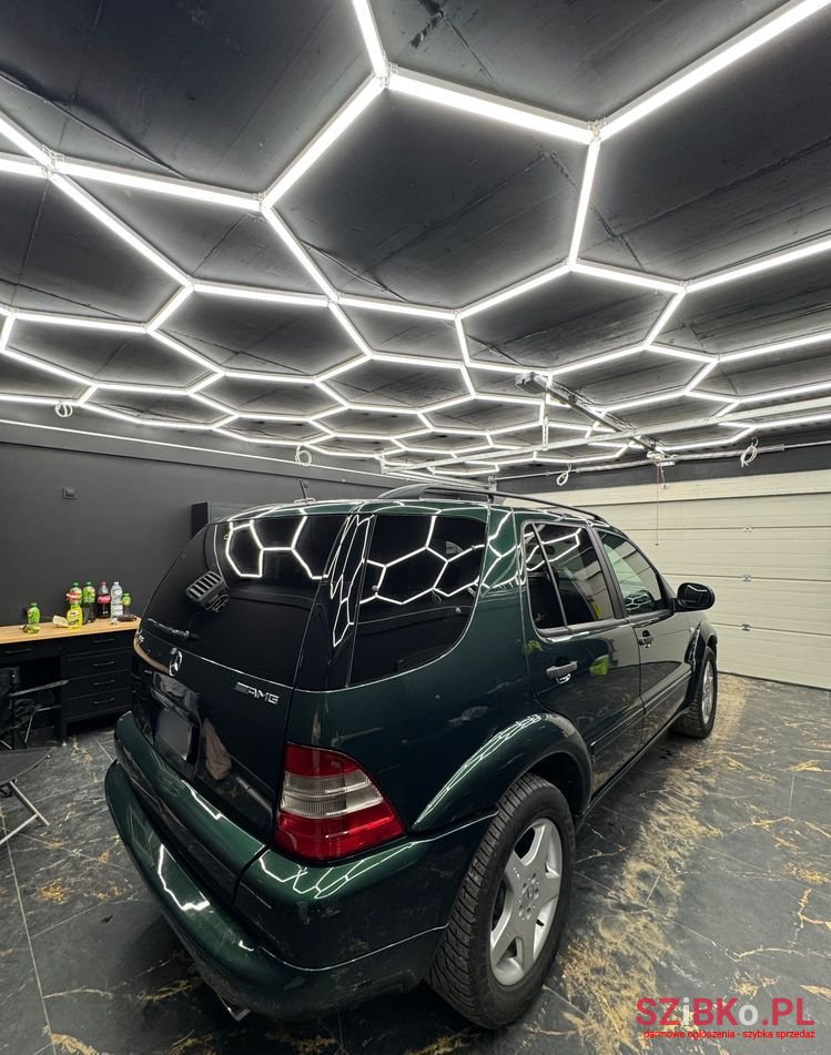 2002' Mercedes-Benz Ml 55 Amg photo #3