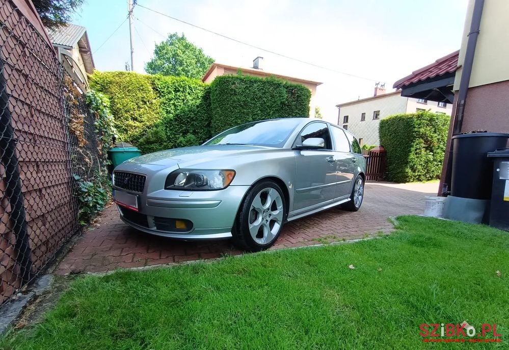 2006' Volvo V50 2.4I Summum photo #1