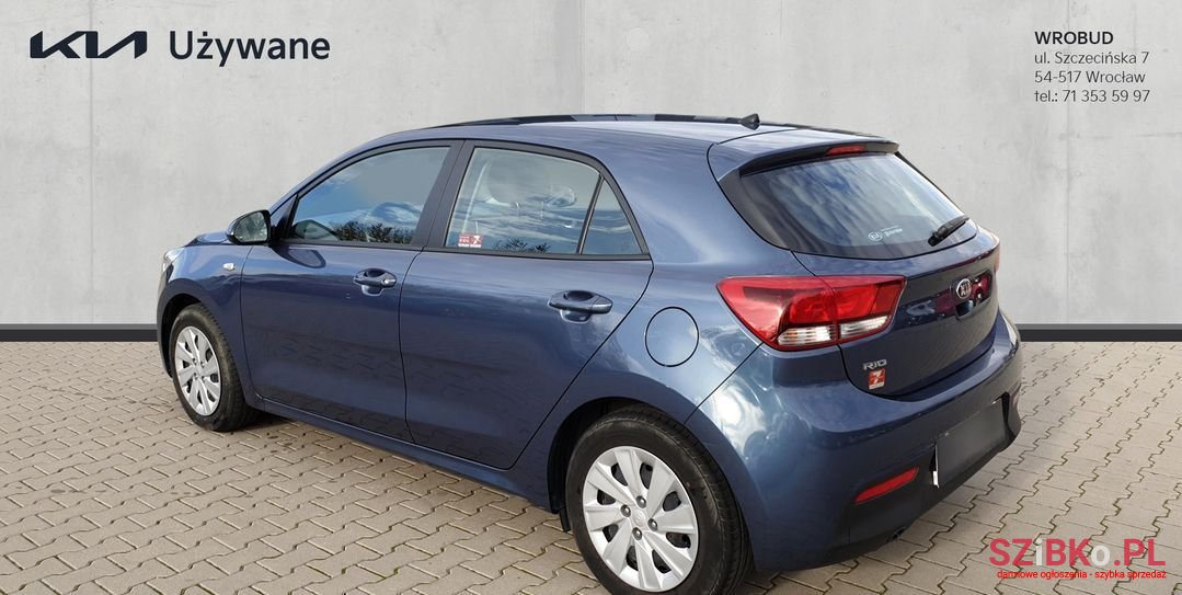 2019' Kia Rio photo #3