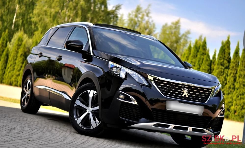 2020' Peugeot 5008 photo #1