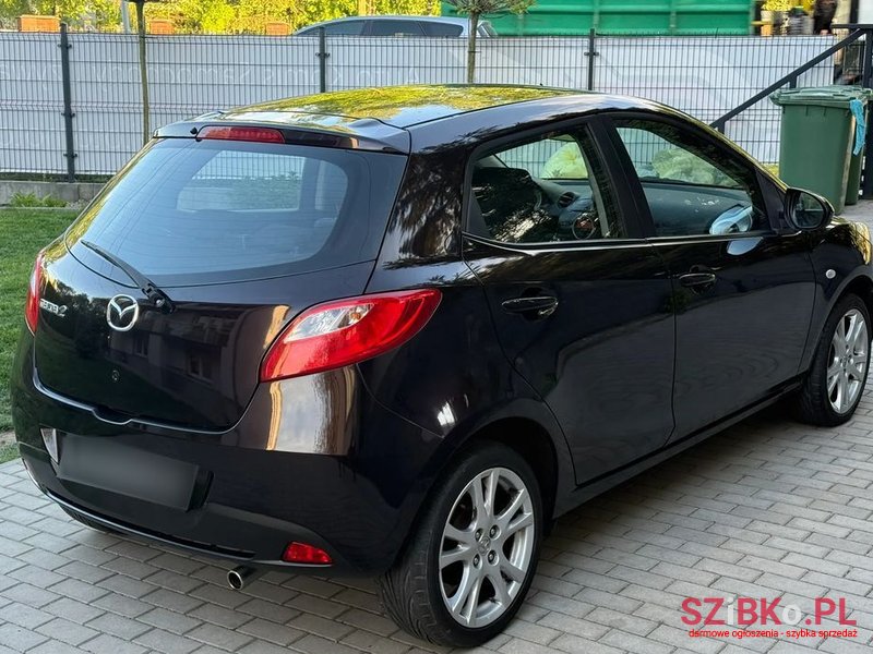 2008' Mazda 2 1.5 Impression photo #3