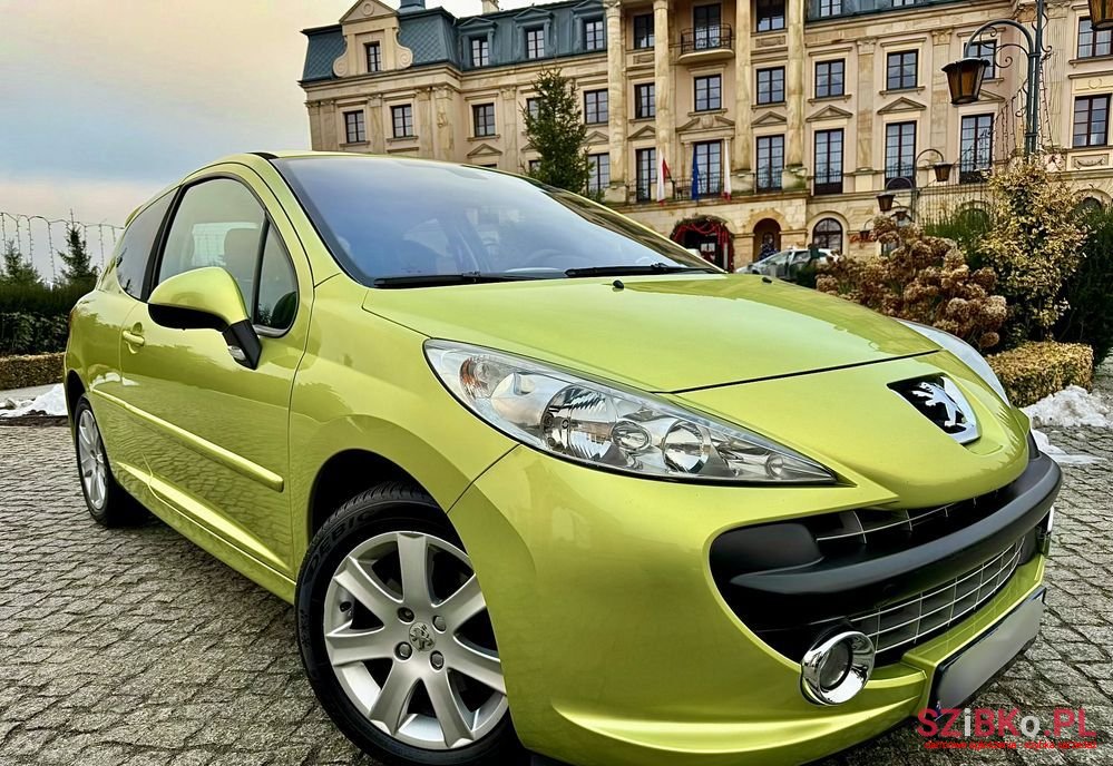 2008' Peugeot 207 photo #1