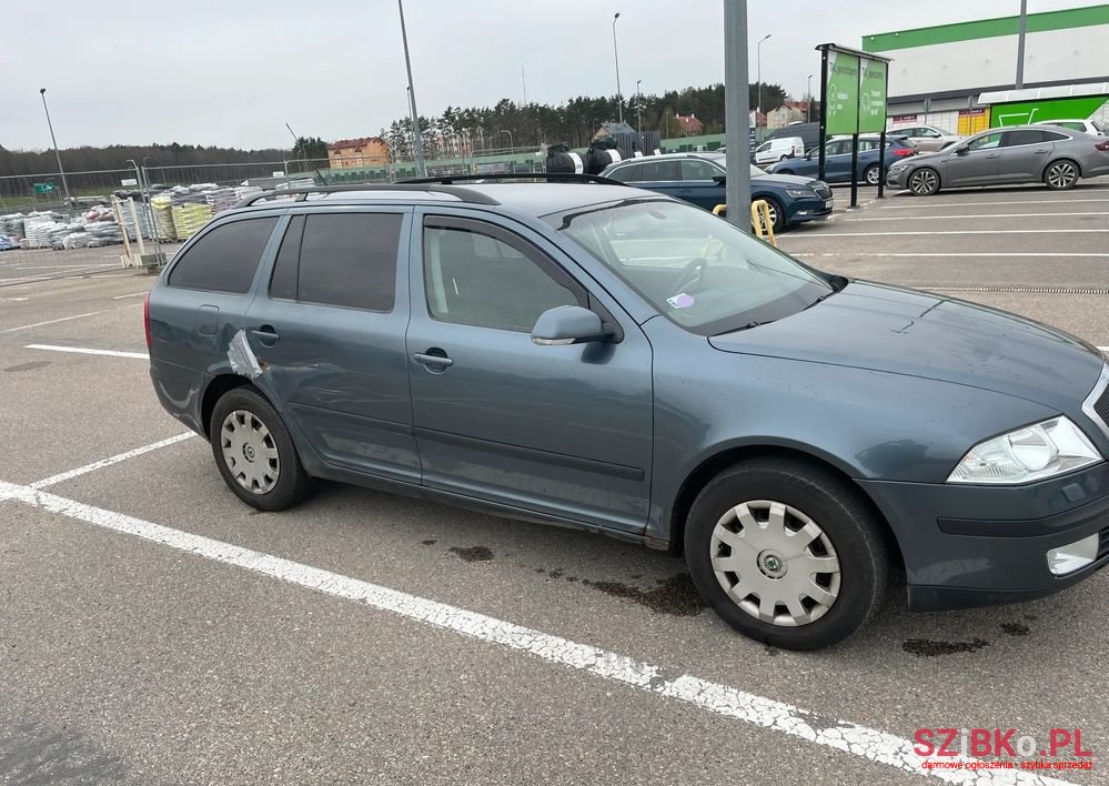 2005' Skoda Octavia 1.6 Fsi Elegance photo #2