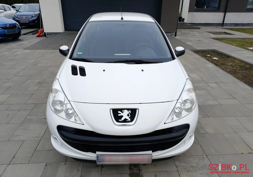 2010' Peugeot 206 206+ 60 photo #2