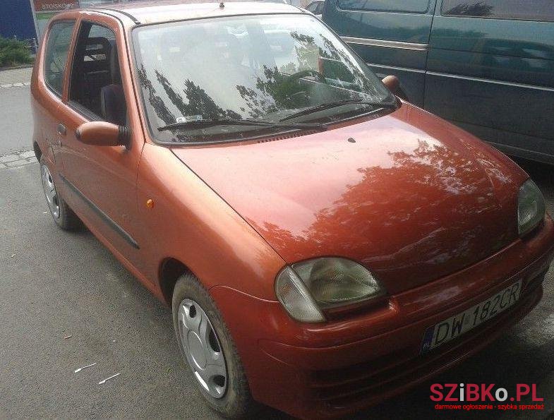 2001' Fiat Seicento photo #1