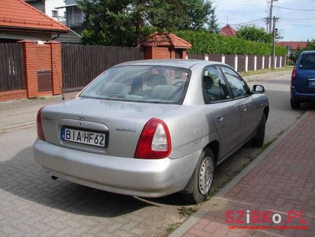 1999' Daewoo Nubira photo #2