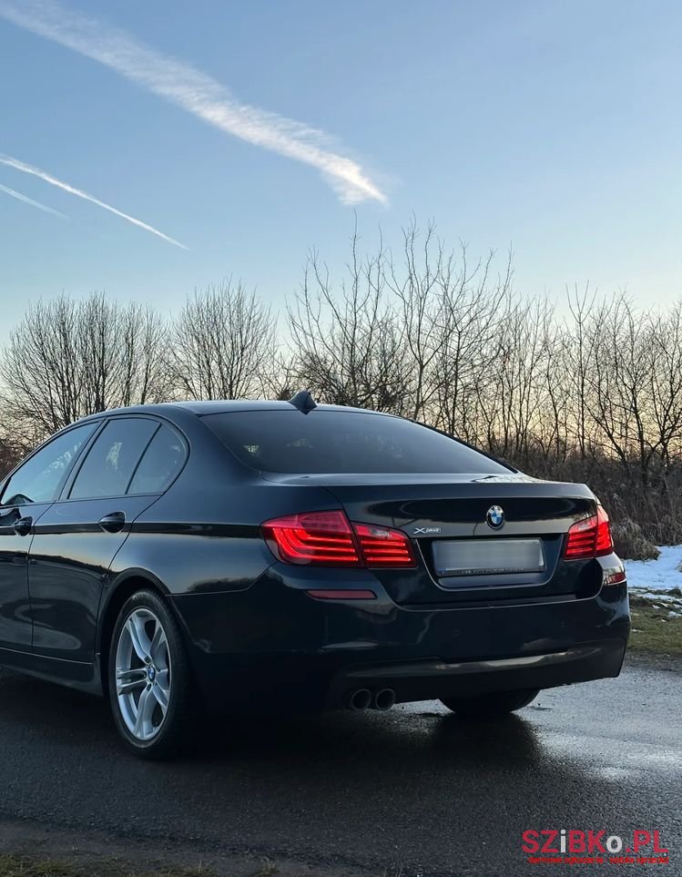 2014' BMW 5 Series 525D Xdrive photo #3