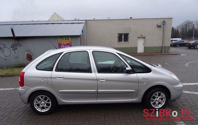 2007' Citroen Xsara Picasso photo #2