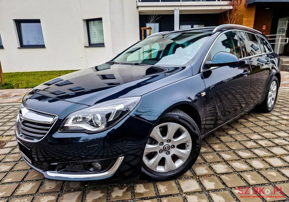 2015' Opel Insignia Sports Tourer photo #2