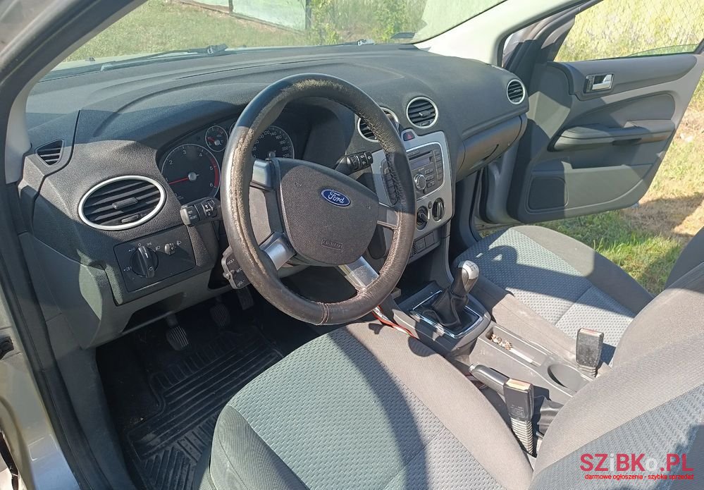 2007' Ford Focus photo #6