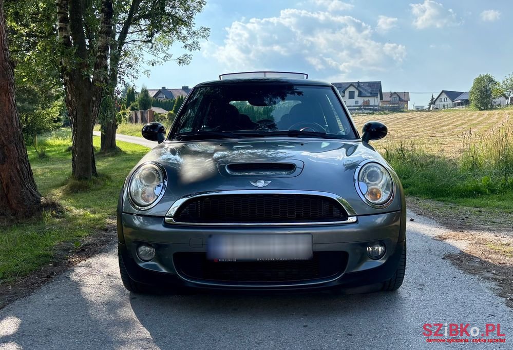 2007' MINI Cooper S Standard photo #3