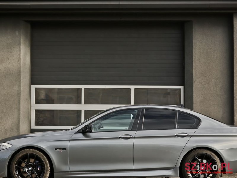 2011' BMW Seria 5 photo #3