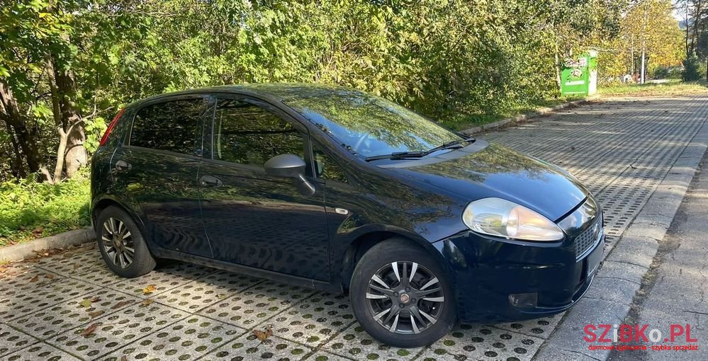 2008' Fiat Punto photo #4