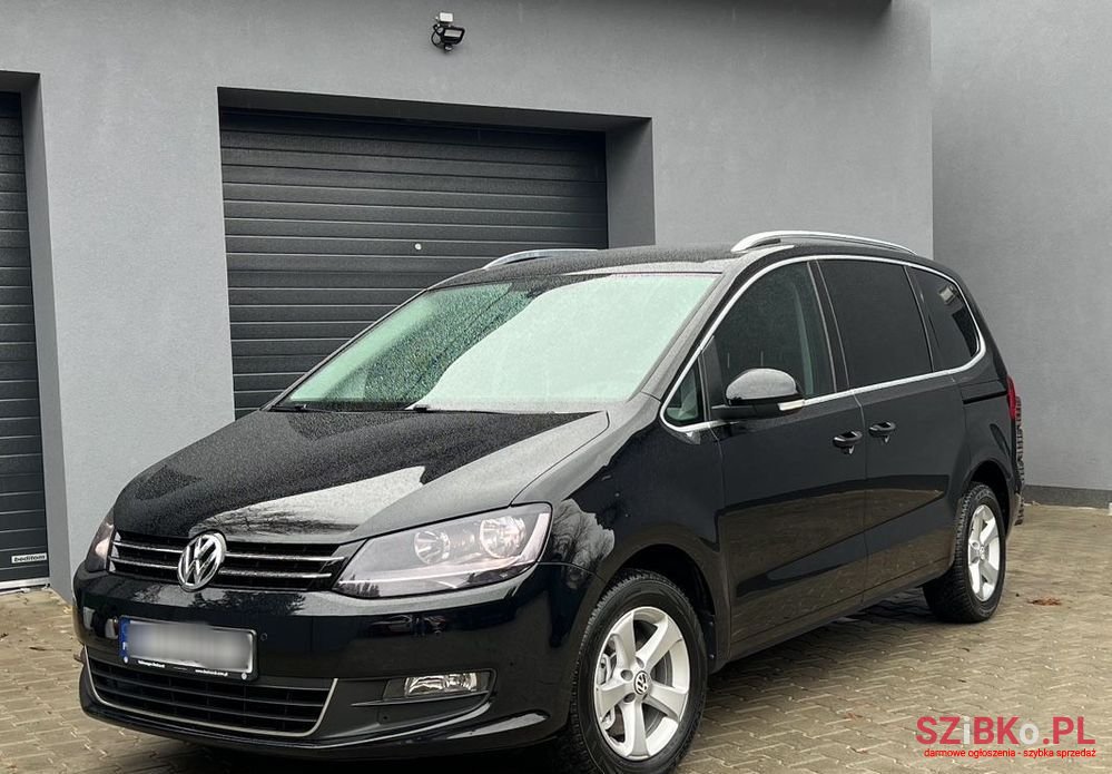 2010' Volkswagen Sharan photo #3