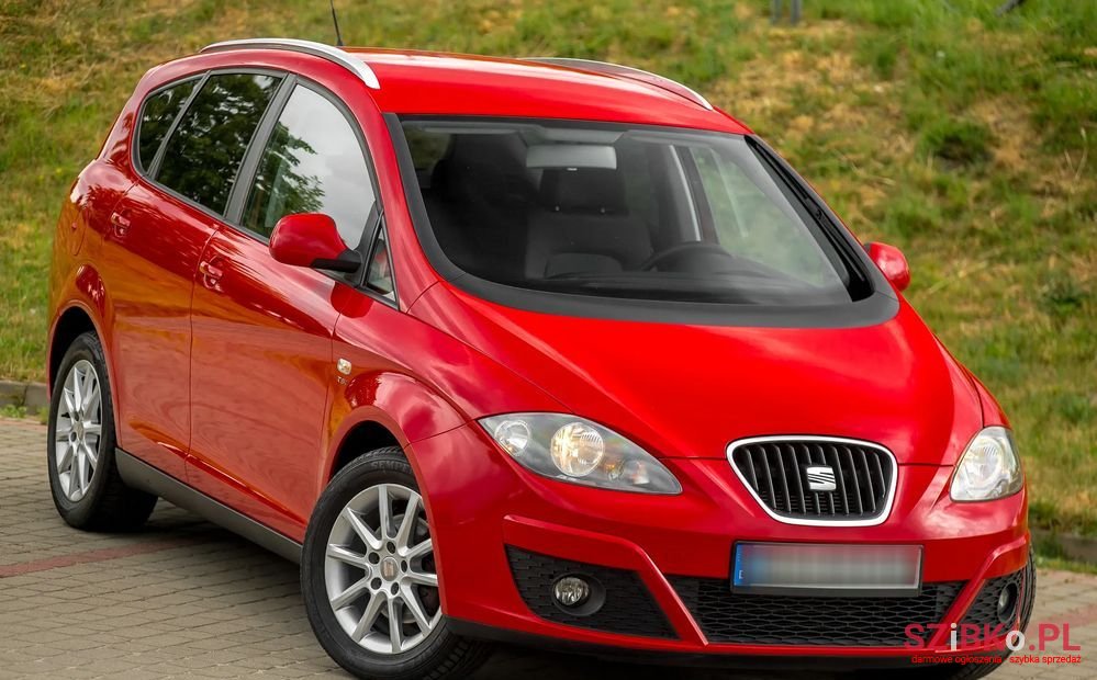 2012' SEAT Altea Xl photo #1