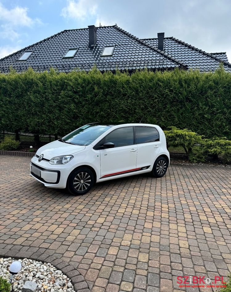 2018' Volkswagen Up! 1.0 High photo #2