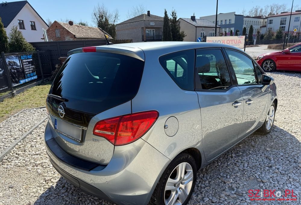 2011' Opel Meriva 1.7 Cdti Cosmo photo #2