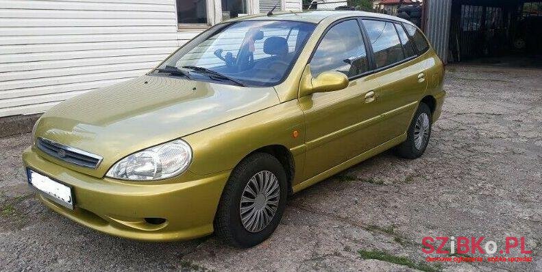 2002' Kia Rio photo #1