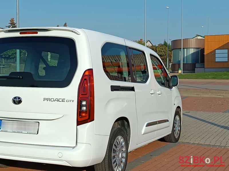 2021' Toyota ProAce City Verso photo #4