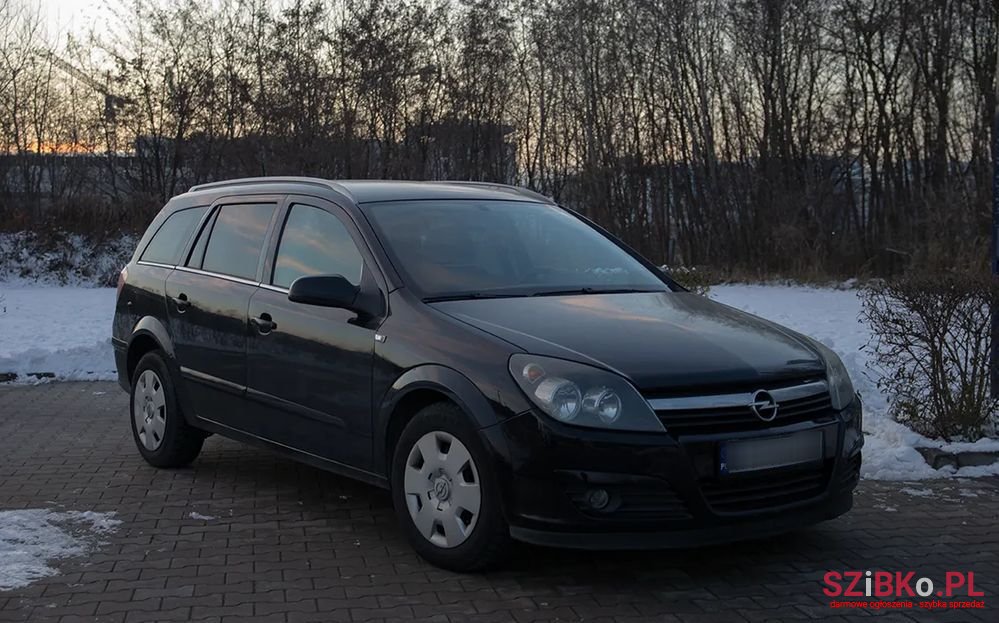 2006' Opel Astra photo #2