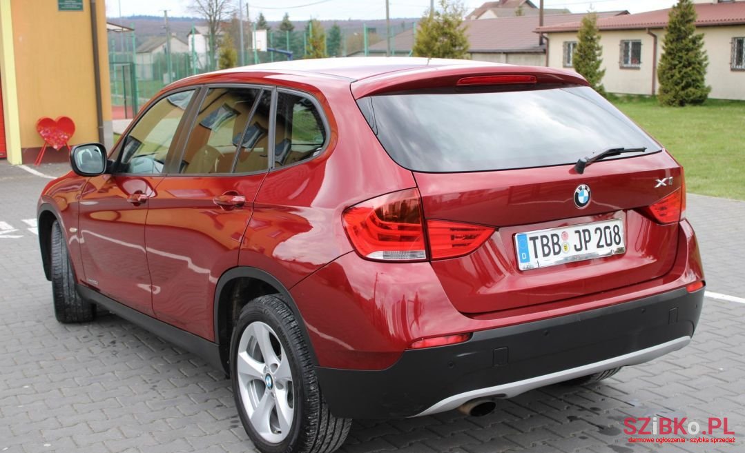 2011' BMW X1 photo #5