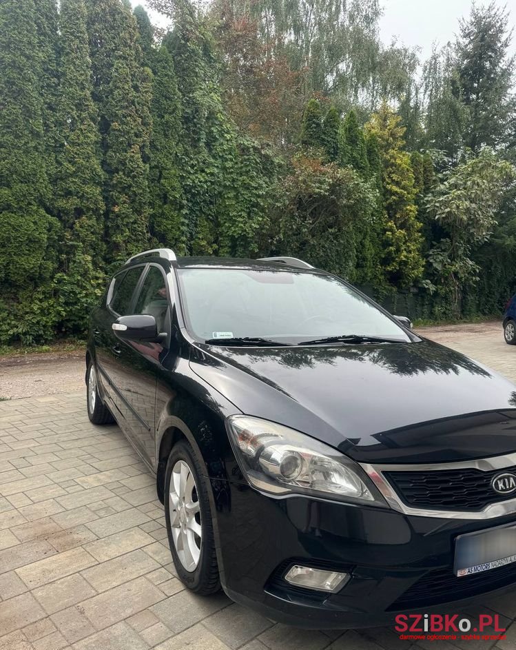 2010' Kia Ceed 2.0 Crdi Optimum photo #2