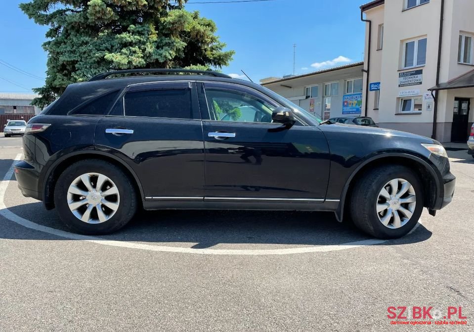 2005' Infiniti FX photo #2