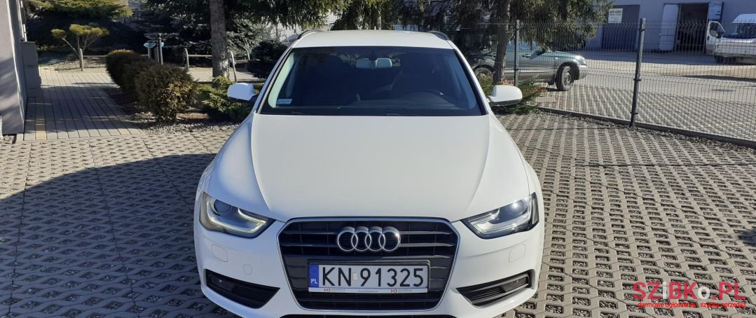 2012' Audi A4 photo #1