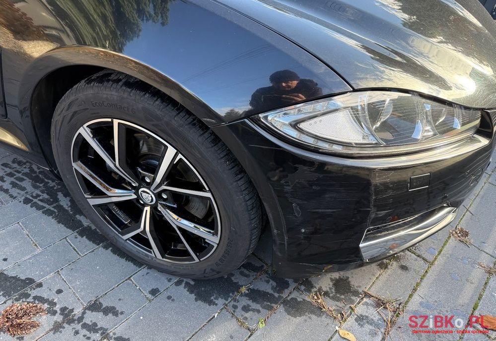 2013' Jaguar XF 2.2 D Classic photo #4