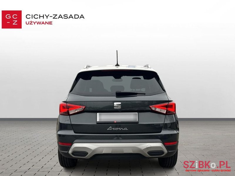 2021' SEAT Arona photo #4
