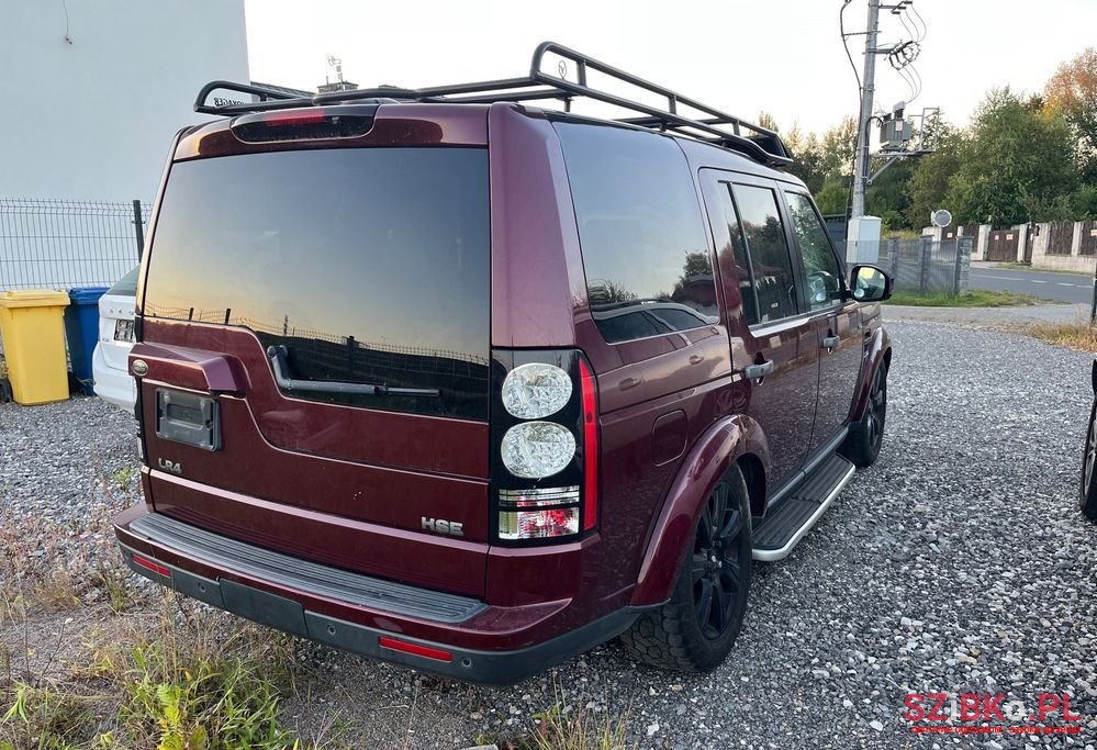 2015' Land Rover Discovery photo #2