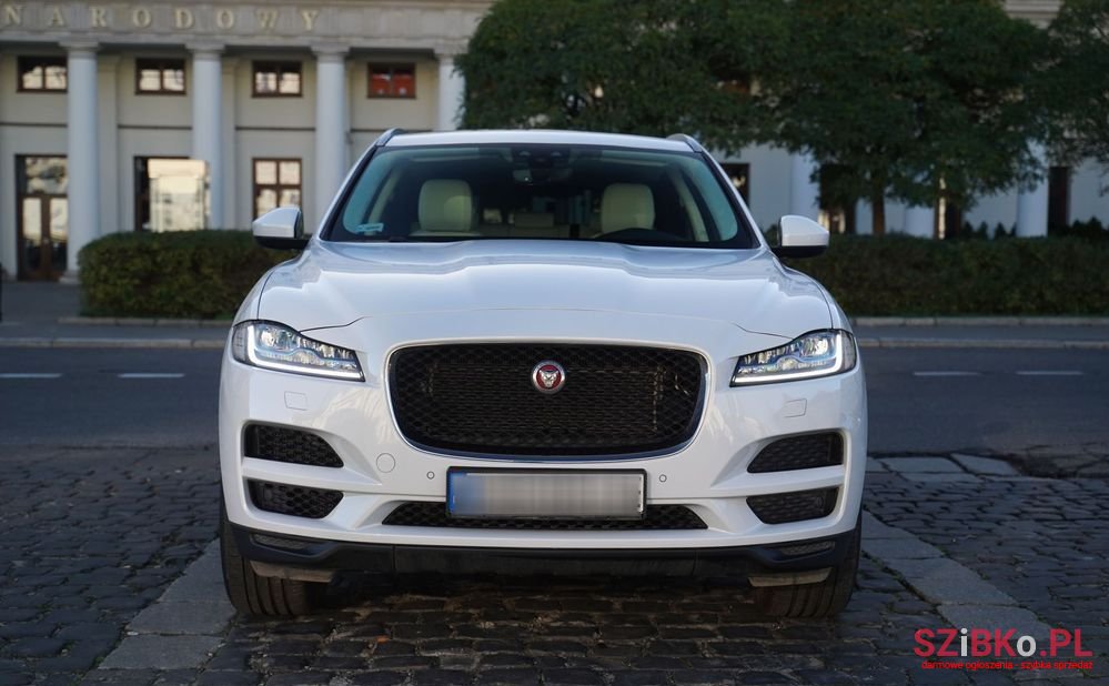 2023' Jaguar F-Pace photo #1