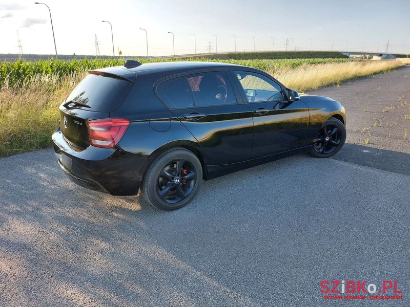 2012' BMW 1 Series photo #1