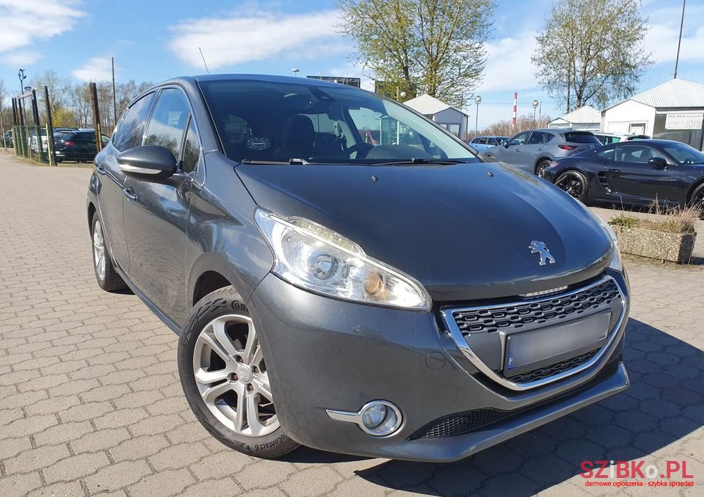 2013' Peugeot 208 1.2 Vti Style photo #6