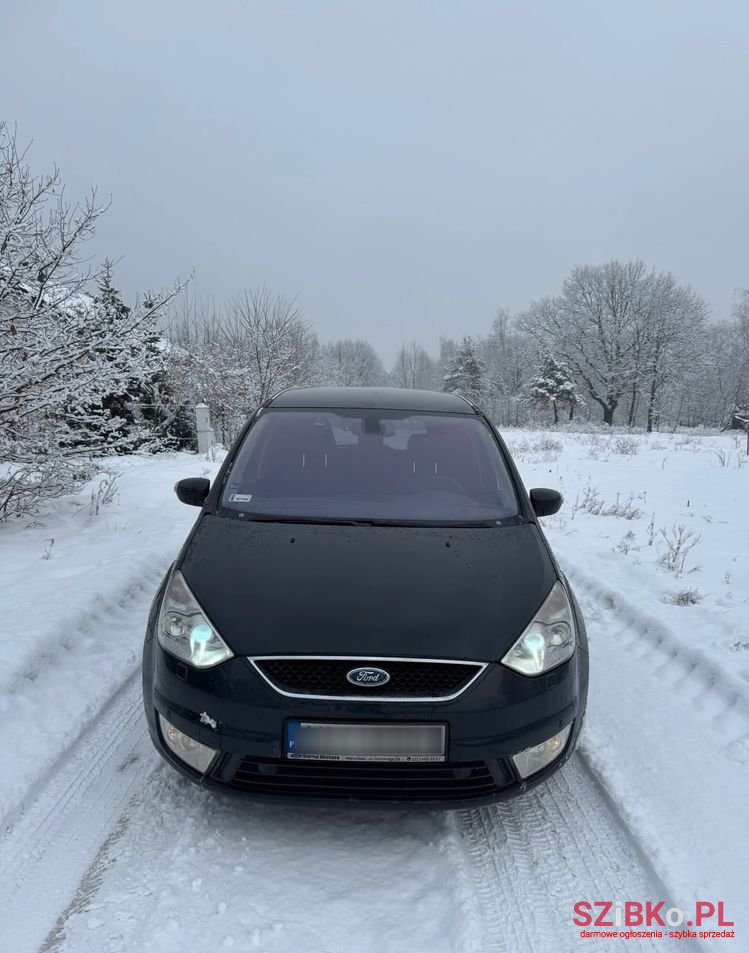 2009' Ford Galaxy 2.0 Tdci Ghia photo #4