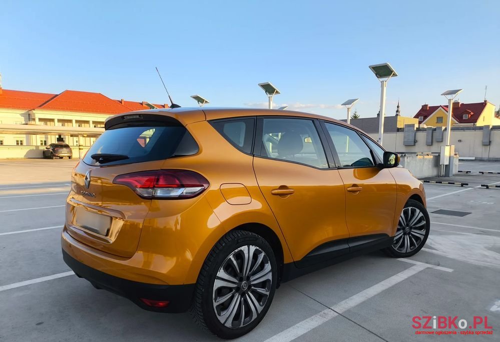 2017' Renault Scenic photo #5