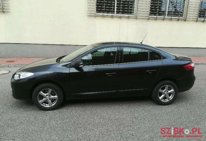 2010' Renault Fluence photo #1