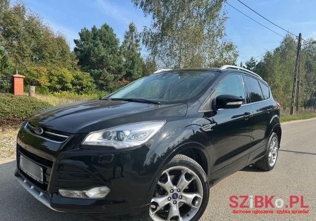 2015' Ford Kuga 2.0 Ecoblue 4X4 St-Line photo #4