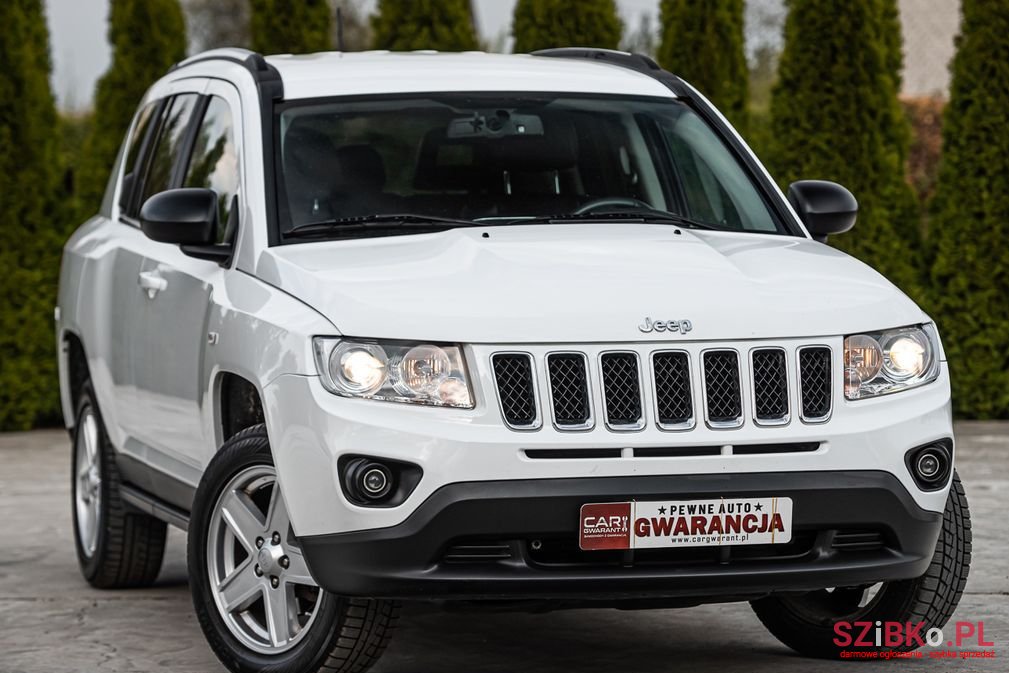 2012' Jeep Compass photo #2