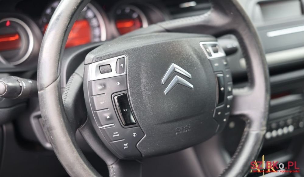 2010' Citroen C5 photo #5
