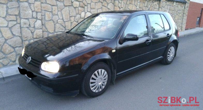 1999' Volkswagen Golf photo #1