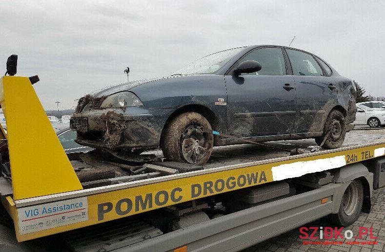 2005' SEAT Cordoba photo #1