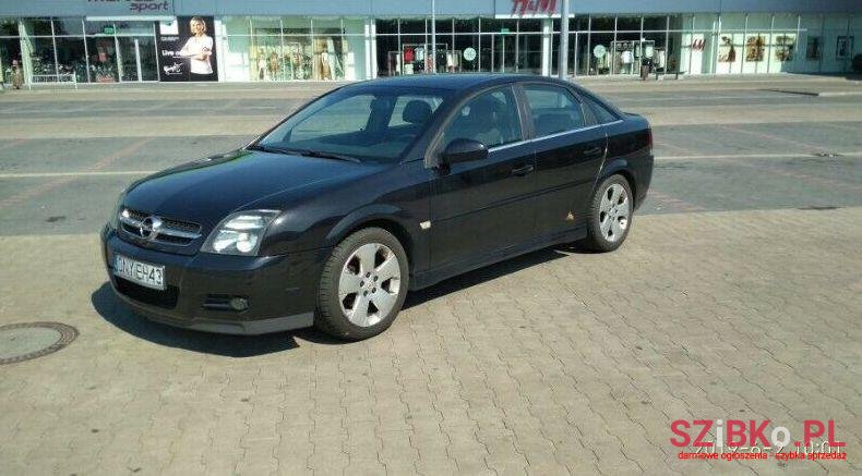 2004' Opel Vectra photo #1