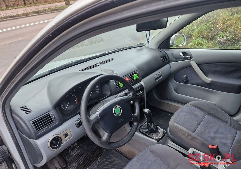 1999' Skoda Octavia photo #6