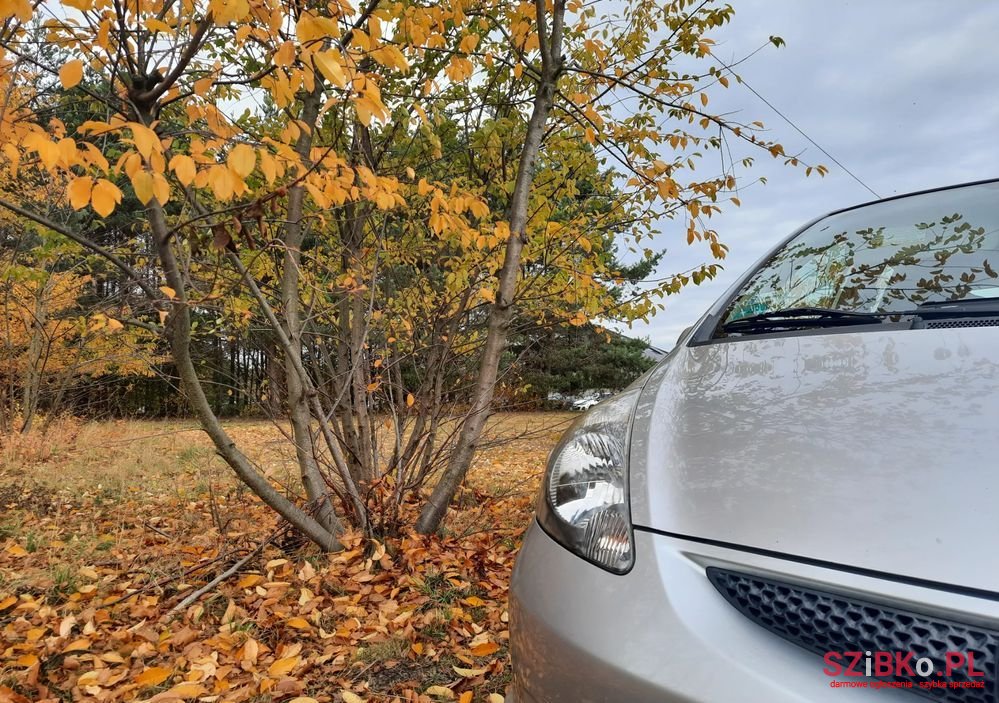 2006' Honda Jazz photo #1