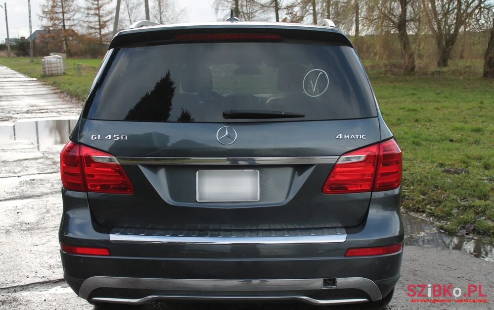 2013' Mercedes-Benz GL 450 4Matic 7G-Tronic photo #4